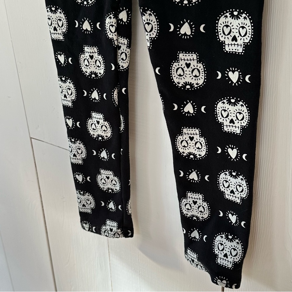 Cotton-On Halloween Leggings Girls 9-10 Skull All-Over-Print Fleece Leggings